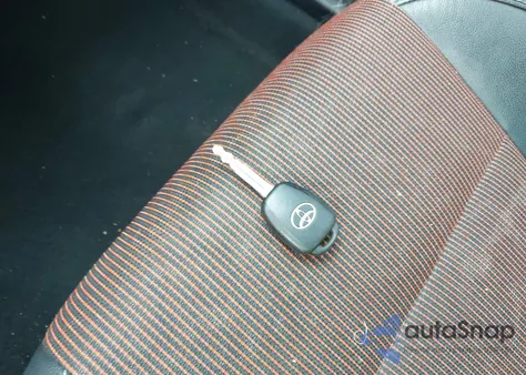 2017 Toyota Corolla Se z USA, uszkodzony, nr VIN 2T1BURHE6HC928852